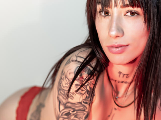 MiaNapoles - Porno na żywo i seks kamera - 27383044