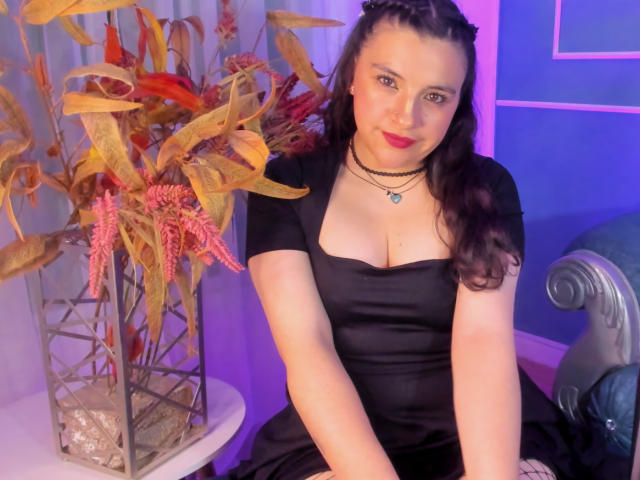 TaraTaylor - Live Sex Cam - 27383443