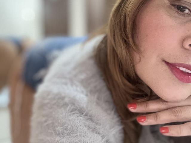 SophiaQueens - Élő pornó és szexkamera - 27383639