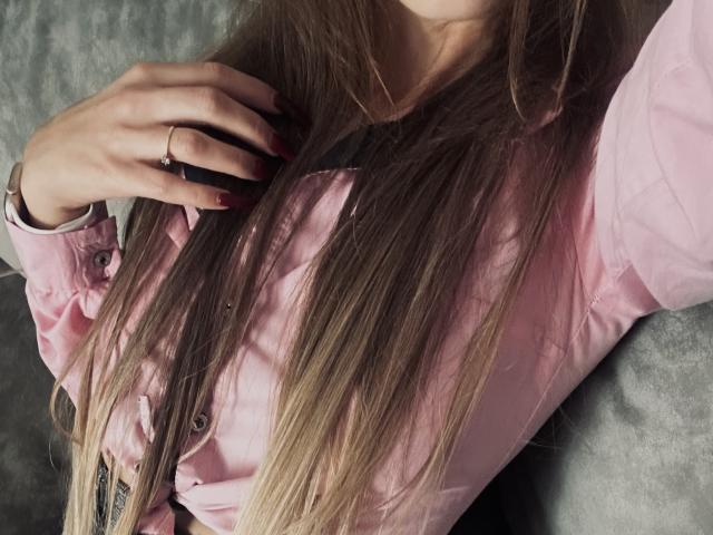 Siyana - Porno na żywo i seks kamera - 27384164