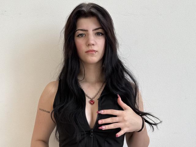 MarriAnni - פורנו בשידור חי ומצלמת סקס - 27386838