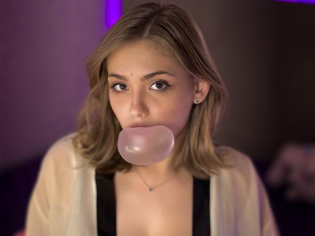 DellaRowe - Live Sex Cam - 27386999