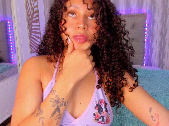 SofiaPassionne - Live porn &amp; sex cam - 27389470