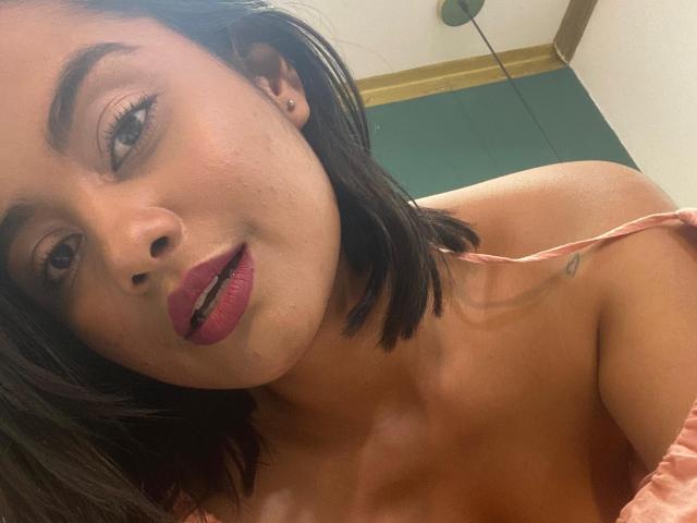 AliceBeckerr - Live porn &amp; sex cam - 27390737