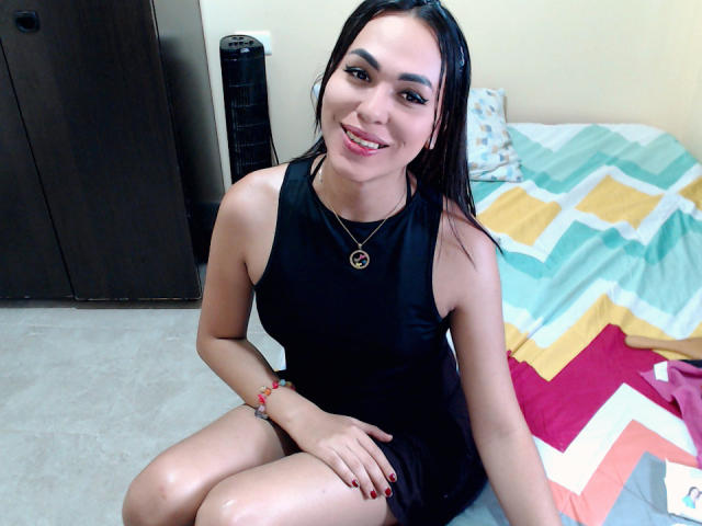 AdrianaDiaz - Sexe cam en vivo - 27391360