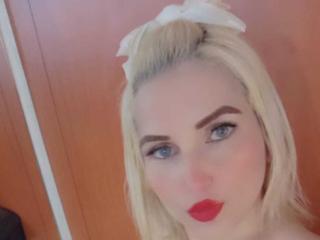 GiuliaAddams - Live sexe cam - 27392886