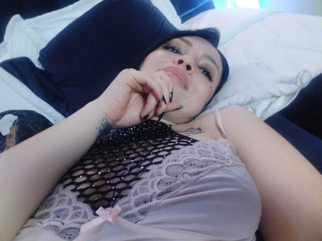 VeroHands - Live porn &amp; sex cam - 27395728