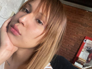 KiaraHernandes - Live porno og sexkamera - 27398815