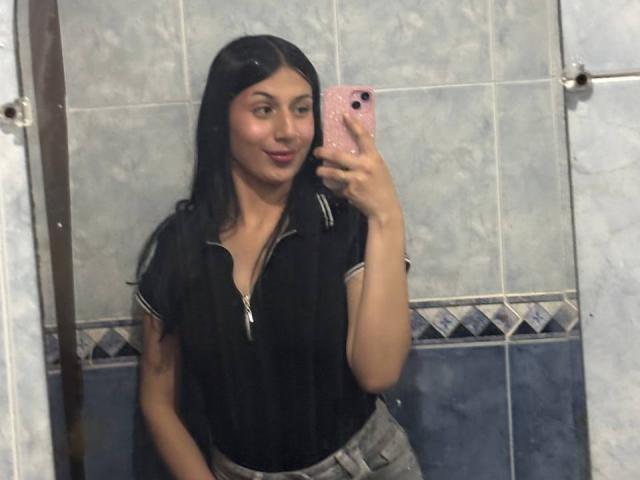 SophieBeaumont - Live porn &amp; sex cam - 27400383