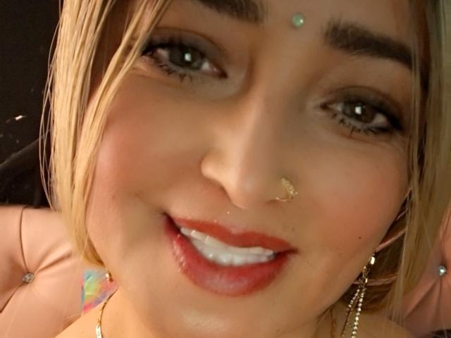 AlessadraJones - Live sex cam - 27400544