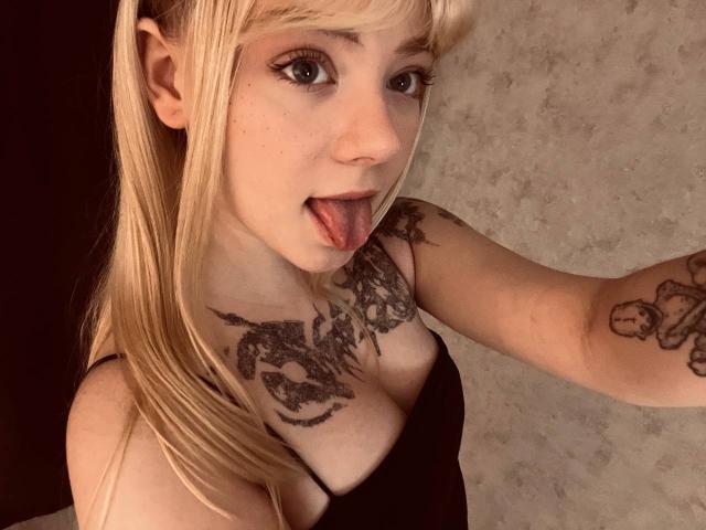 EnchantingEyes - Live sex cam - 27401440