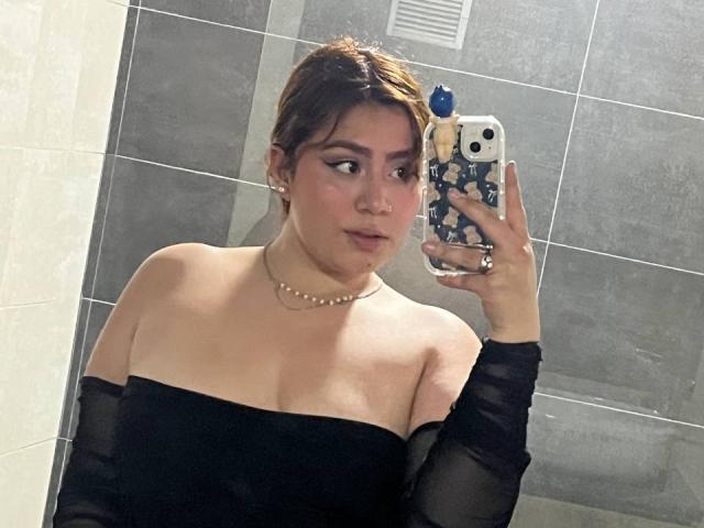 AdelaTaylor - Live porn &amp; sex cam - 27401930