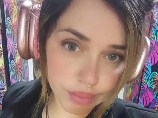 PaulettWatsoon - Live sex cam - 27407124