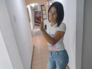 SharisWillian - Live sex cam - 27407698