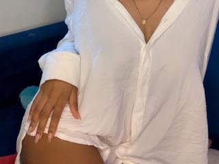 LindaSanchezL - Live sexe cam - 27408902