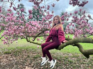 LunaLickies - Live porn &amp; sex cam - 27413276