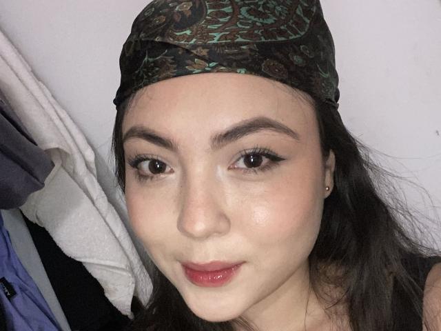 AzumiCutiPie - פורנו בשידור חי ומצלמת סקס - 27415229