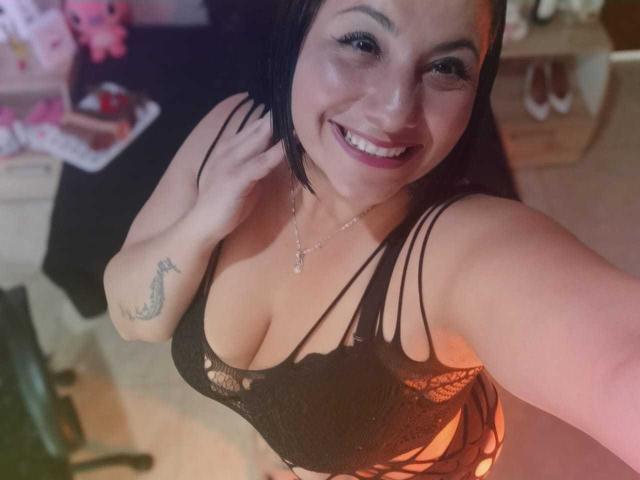 AngeleRoux - Live sex cam - 27415593