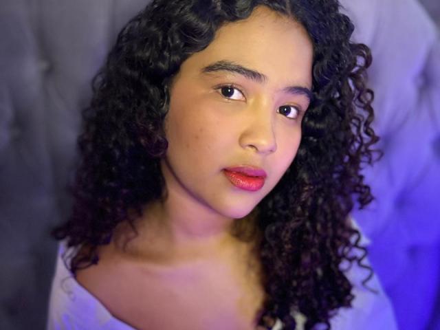 AnnyRestrepo - сексуальная веб-камера в реальном времени - 27419387