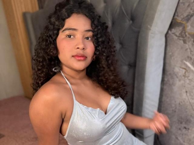 AnnyRestrepo - Camera khiêu dâm &amp; quyến rũ trực tiếp - 27419422