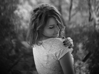 BubblyStorm - Show hard with a reddish-brown hair 18+ teen woman 