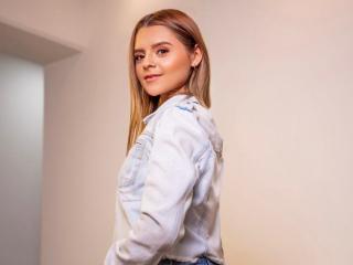 PauliAdams - Live sex cam - 27427024