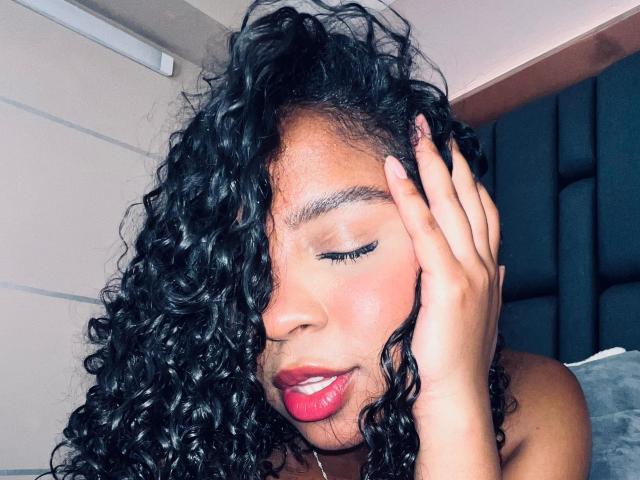 LisaMendez - Porno na żywo i seks kamera - 27429838