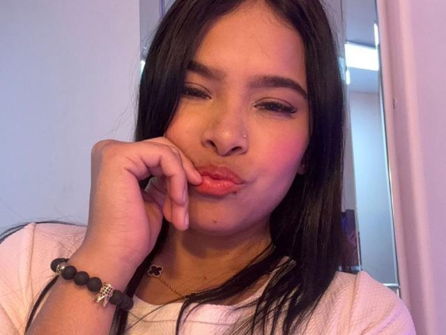 ChloeVixen - Élő pornó és szexkamera - 27430256