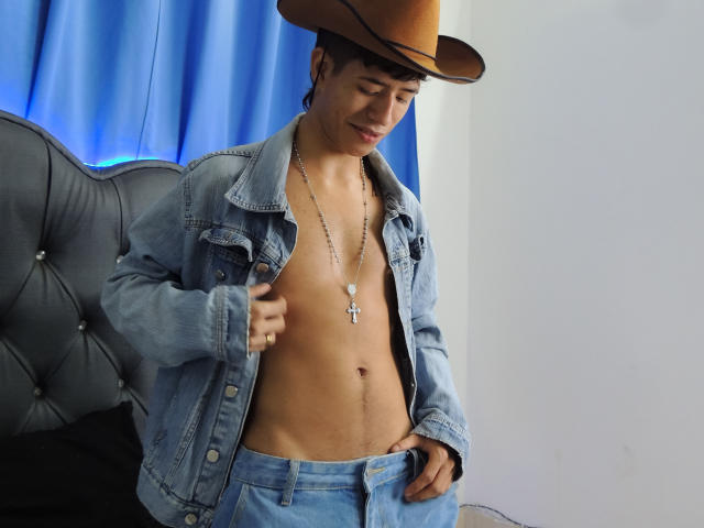 Dareck - Live porn &amp; sex cam - 27431180