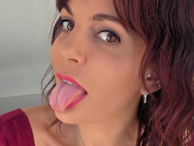 JuneLaFrenchie - Sexe cam en vivo - 27432146