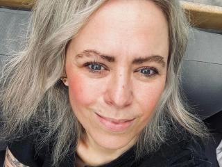 MiaHase-hot - Live sex cam - 27432363
