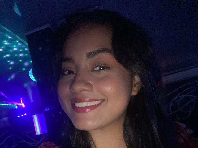 AliceBeckerr - Live sex cam - 27436213