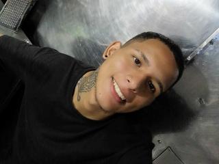 AndresMat - Sexe cam en vivo - 27445019