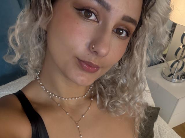 FloraSaenz - Sexe cam en vivo - 27447378