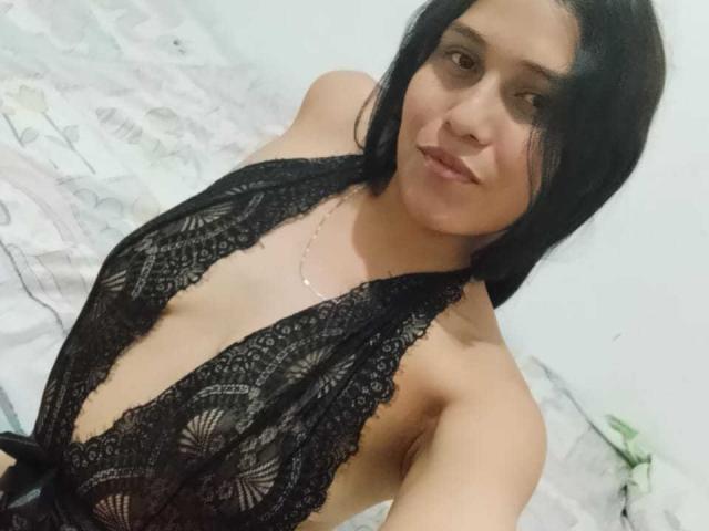 ValentinaMoreau - Live porn &amp; sex cam - 27447749