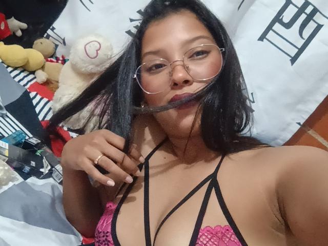 KolorBella - Sexe cam en vivo - 27450199