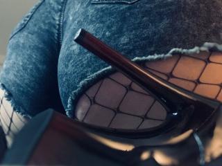 LauraSinnerX - Live sex cam - 27451858
