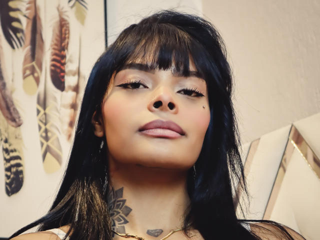 EmmaEbony - Live sex cam - 27461039