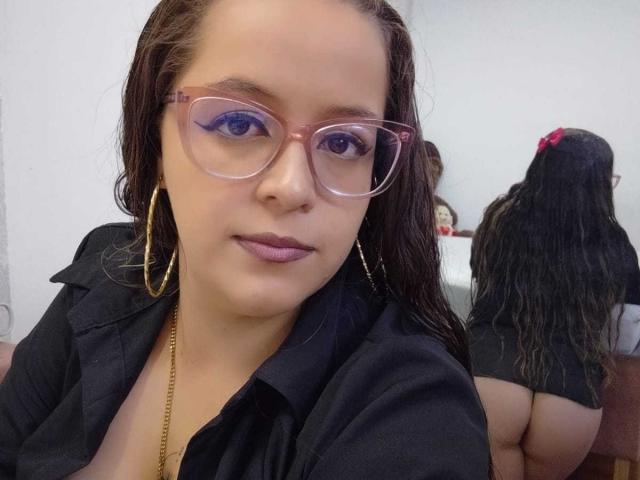 CleareRems - Live sex cam - 27462439