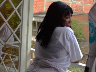 SaraBii - Live porn &amp; sex cam - 27466401