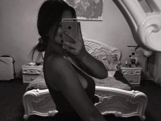 XCrazyBabeX - Live porn &amp; sex cam - 27467311