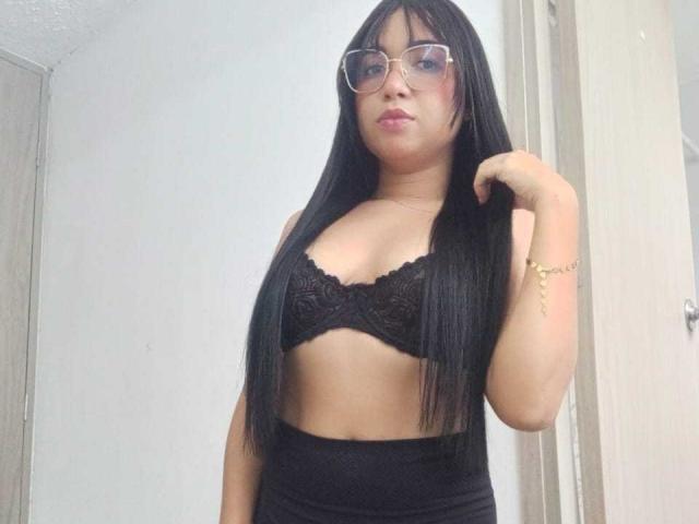 AliceSmity - Élő pornó és szexkamera - 27470678