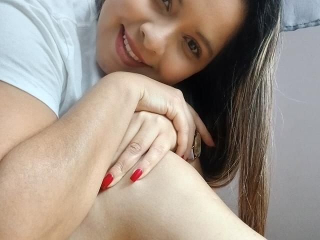 IdyllaJhones - сексуальная веб-камера в реальном времени - 27471714