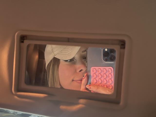 JennyLawry - Live porn &amp; sex cam - 27472071