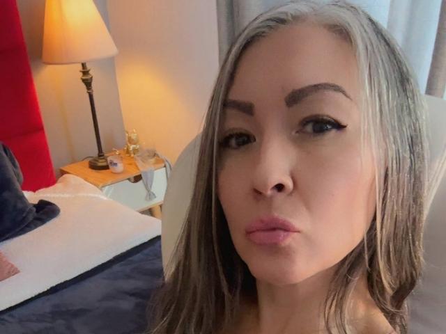 NicoletteShea - сексуальная веб-камера в реальном времени - 27473786