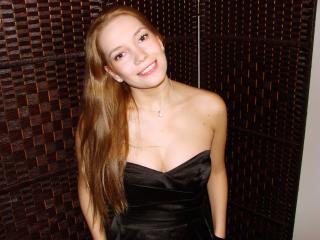 HotMargaret - Cam sexe avec une Ravissante jeune beauté hot adepte de fitness sur la plateforme XloveCam 