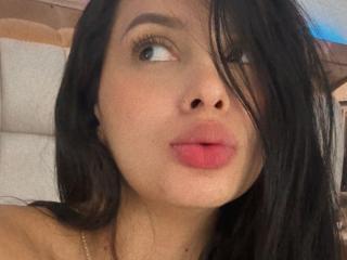 EmilyParkerr - Live porn &amp; sex cam - 27475711
