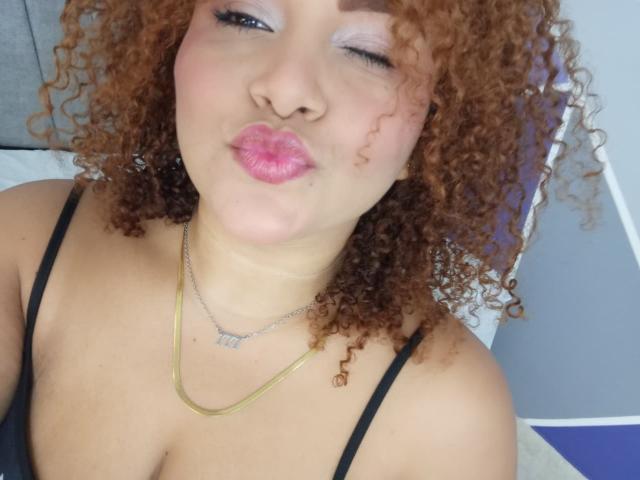 YeraCarey - Live porn &amp; sex cam - 27477265