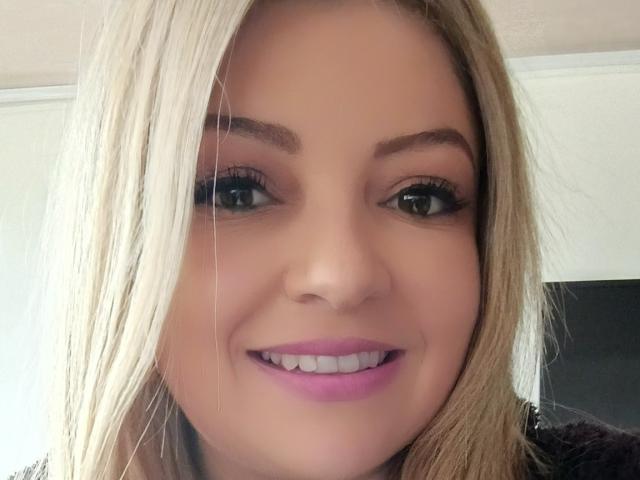 NatalyHami - פורנו בשידור חי ומצלמת סקס - 27478154