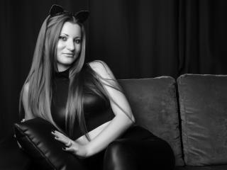 DiamondMarlena - Live Sex Cam - 2748837